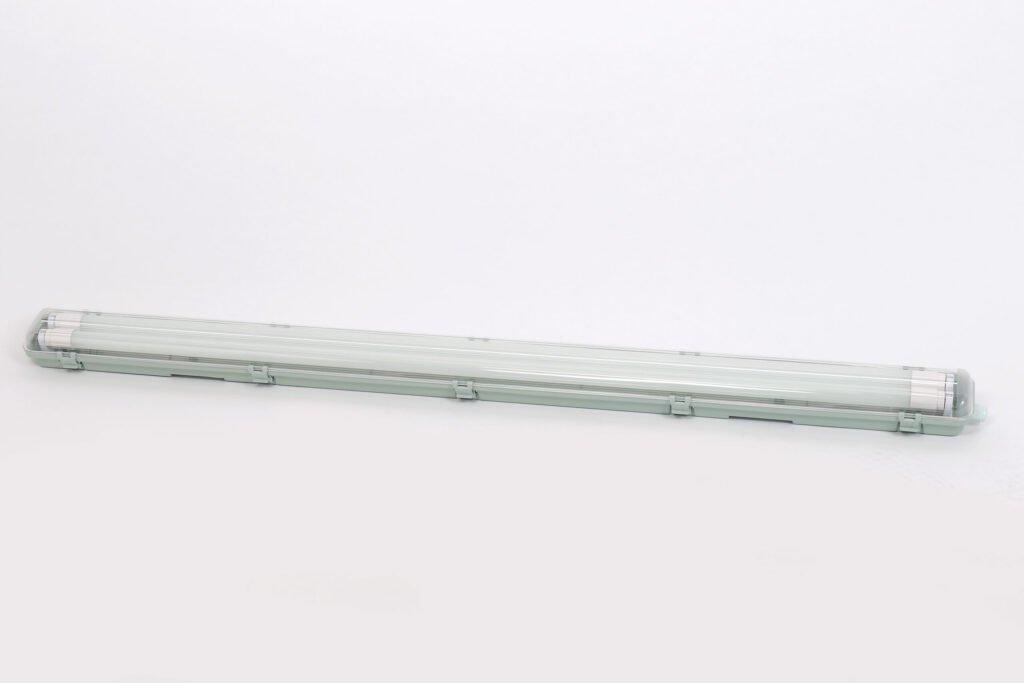 Tube T8 – IP65 Weatherproof Batten (slim & standard, single & twin)
